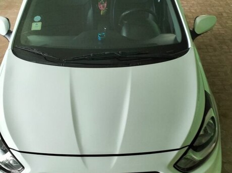 Hyundai Accent 2012