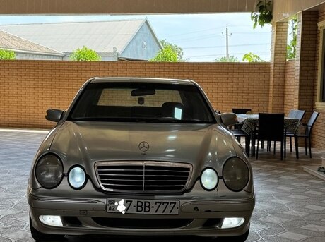 Mercedes E 220 d 1999