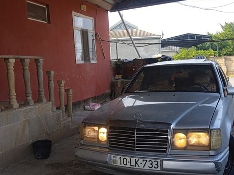 Mercedes E 200 d 1993