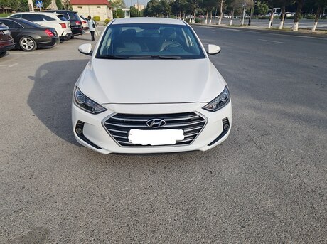 Hyundai Avante 2016
