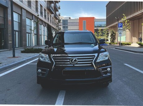Lexus LX 570 2014