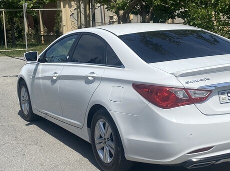 Hyundai Sonata 2013