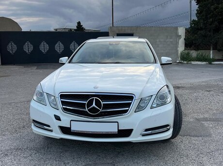 Mercedes E 200 2012