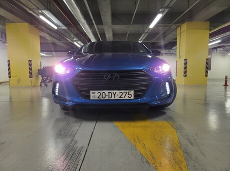 Hyundai Elantra 2016