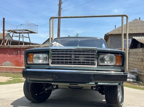LADA (VAZ) 2107 2010
