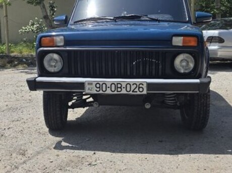 LADA (VAZ) Niva 2015