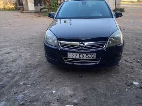 Opel Astra 2010
