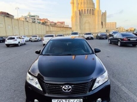 Toyota Camry 2013