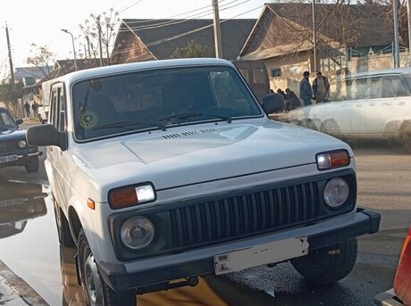 LADA (VAZ) Niva 2012
