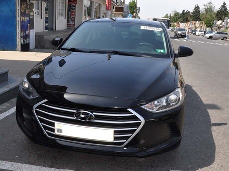 Hyundai Elantra 2017