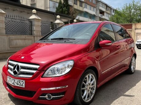 Mercedes B 180 2010