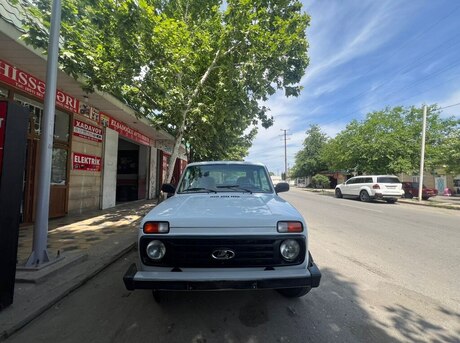 LADA (VAZ) Niva 2007