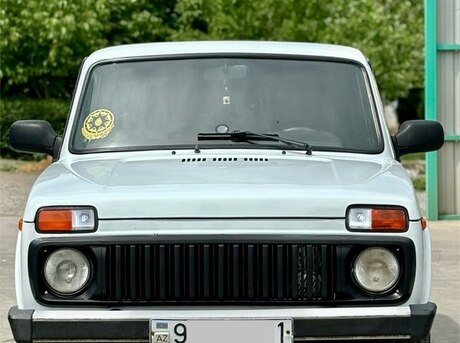 LADA (VAZ) Niva 2013