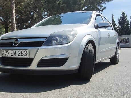 Opel Astra 2004