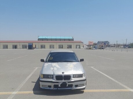 BMW 320 1995