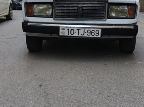 LADA (VAZ) 2107 2000