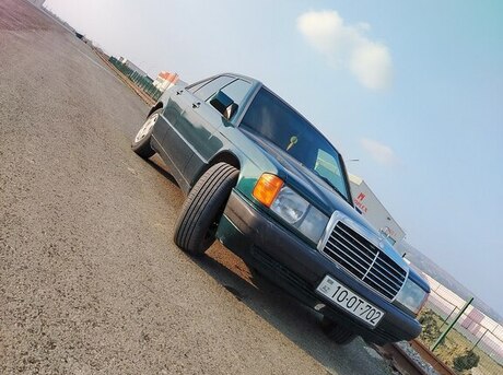 Mercedes 190 1993