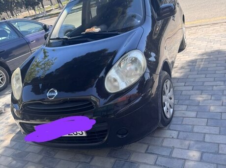 Nissan March 2012