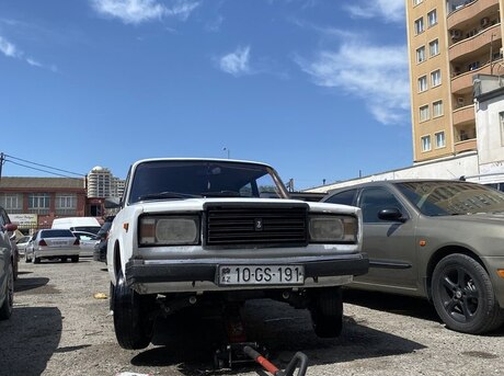 LADA (VAZ) 2107 2000