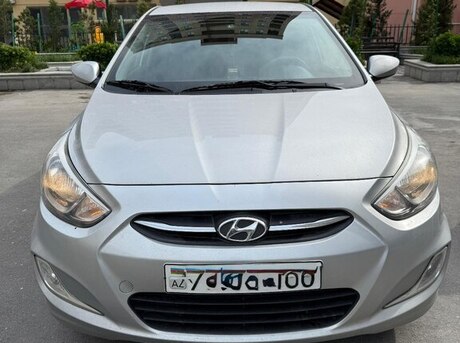 Hyundai Accent 2015