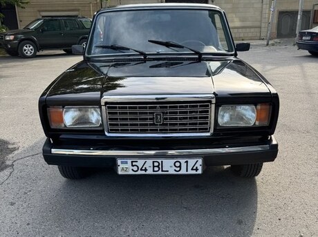 LADA (VAZ) 2107 2010