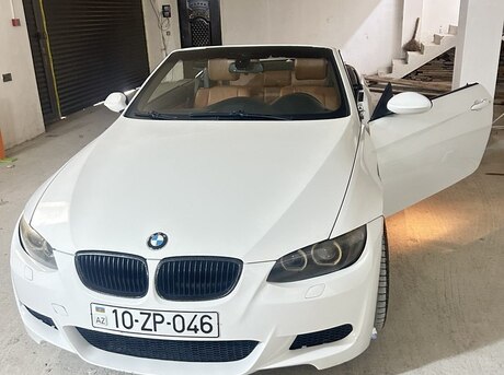BMW 330 2008