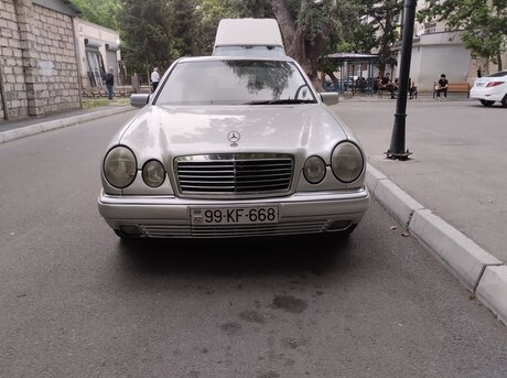 Mercedes E 230 1996