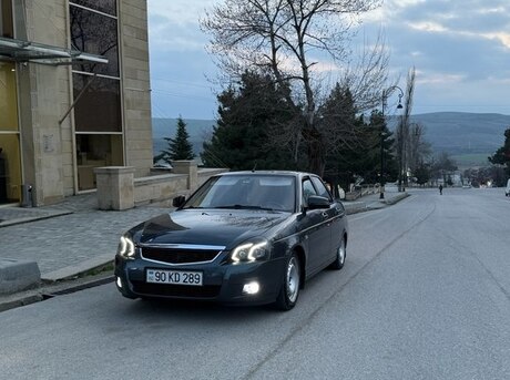 LADA (VAZ) Priora 2017