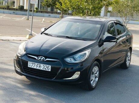 Hyundai Accent 2011