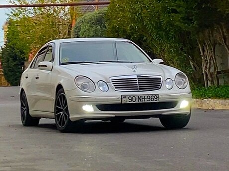 Mercedes E 200 2005