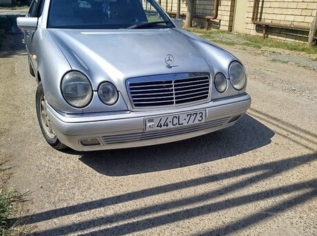Mercedes E 220 d 1998