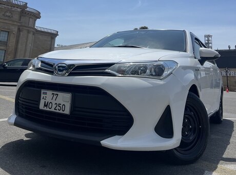 Toyota Corolla Fielder 2018