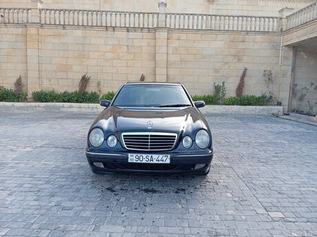 Mercedes E 270 2000