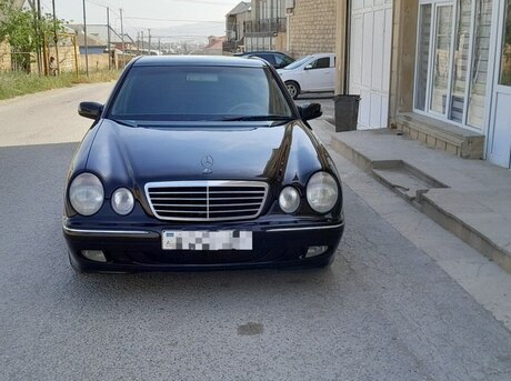 Mercedes E 220 d 2000