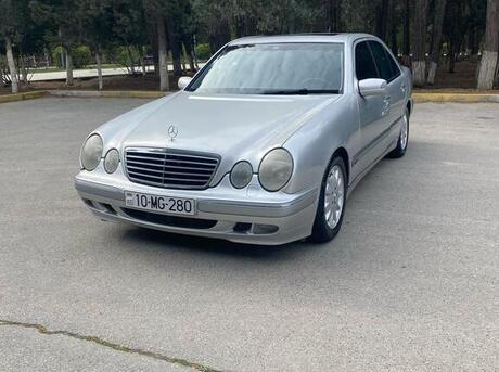 Mercedes E 280 2000