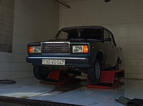 LADA (VAZ) 2107 2010
