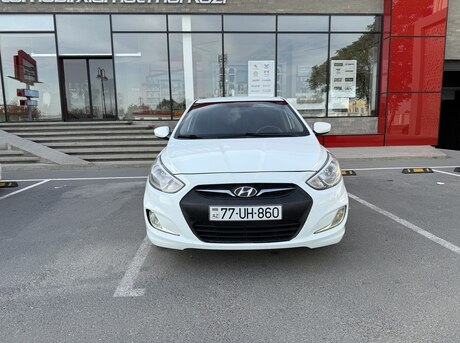 Hyundai Accent 2012