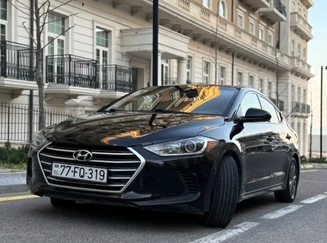 Hyundai Elantra 2017