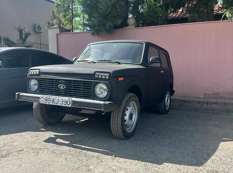 LADA (VAZ) Niva 1990