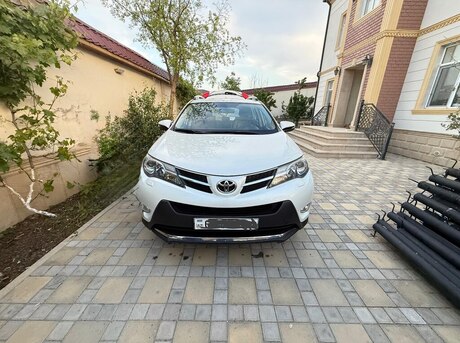 Toyota RAV4 2013