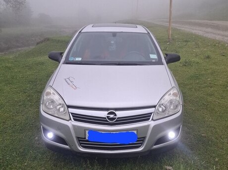 Opel Astra 2007