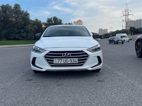 Hyundai Elantra 2017