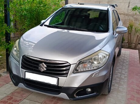 Suzuki S-Cross
