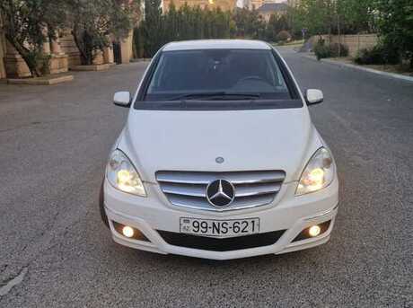 Mercedes B 180 2010
