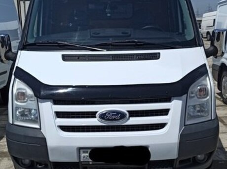 Ford Transit 2011
