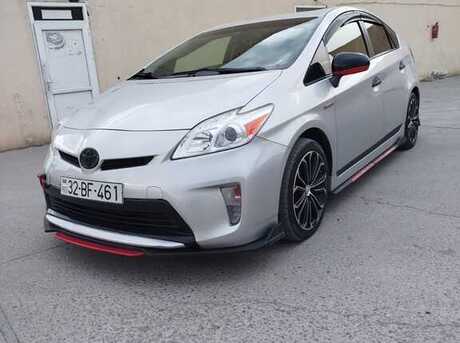 Toyota Prius 2012