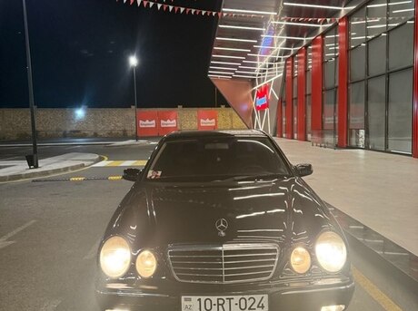 Mercedes E 280 2001
