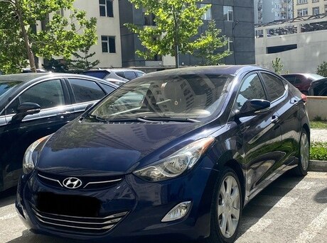 Hyundai Elantra 2012