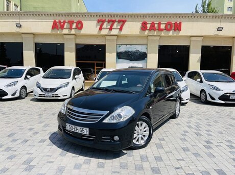 Nissan Tiida 2012