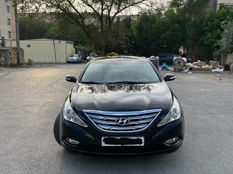 Hyundai Sonata 2011